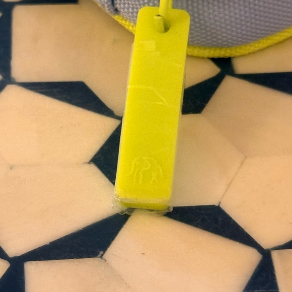 Drunk Elephant blue yellow cosmetic pouch with zipper - Picture 4 of 4